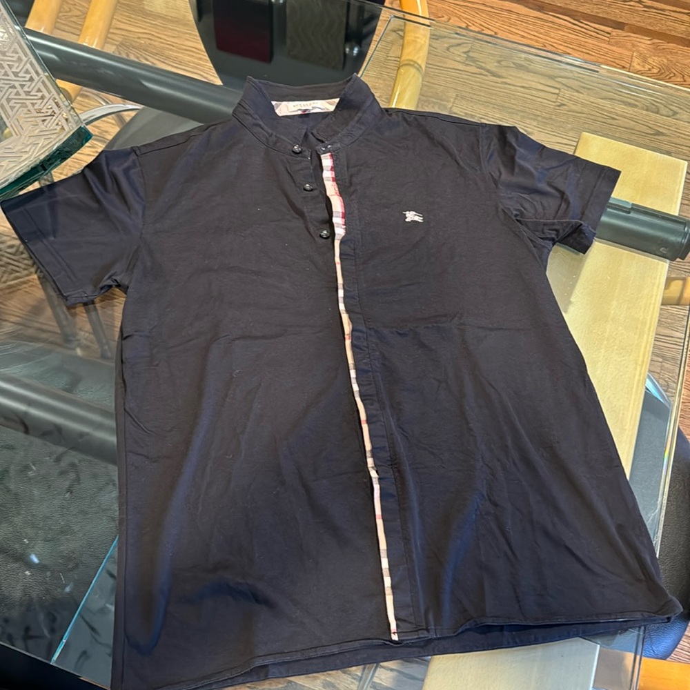 BURBERRY BUTTON UP POLO TOP